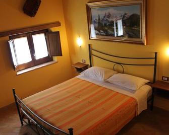 Agriturismo Borgo Pirolino - Orvieto - Bedroom