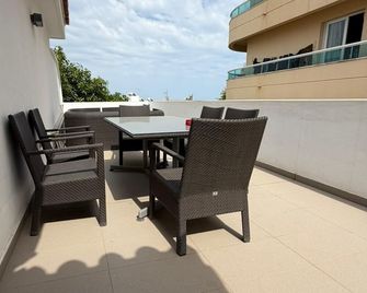 Hotel Avenida 31 - San Pedro de Alcántara - Balkon