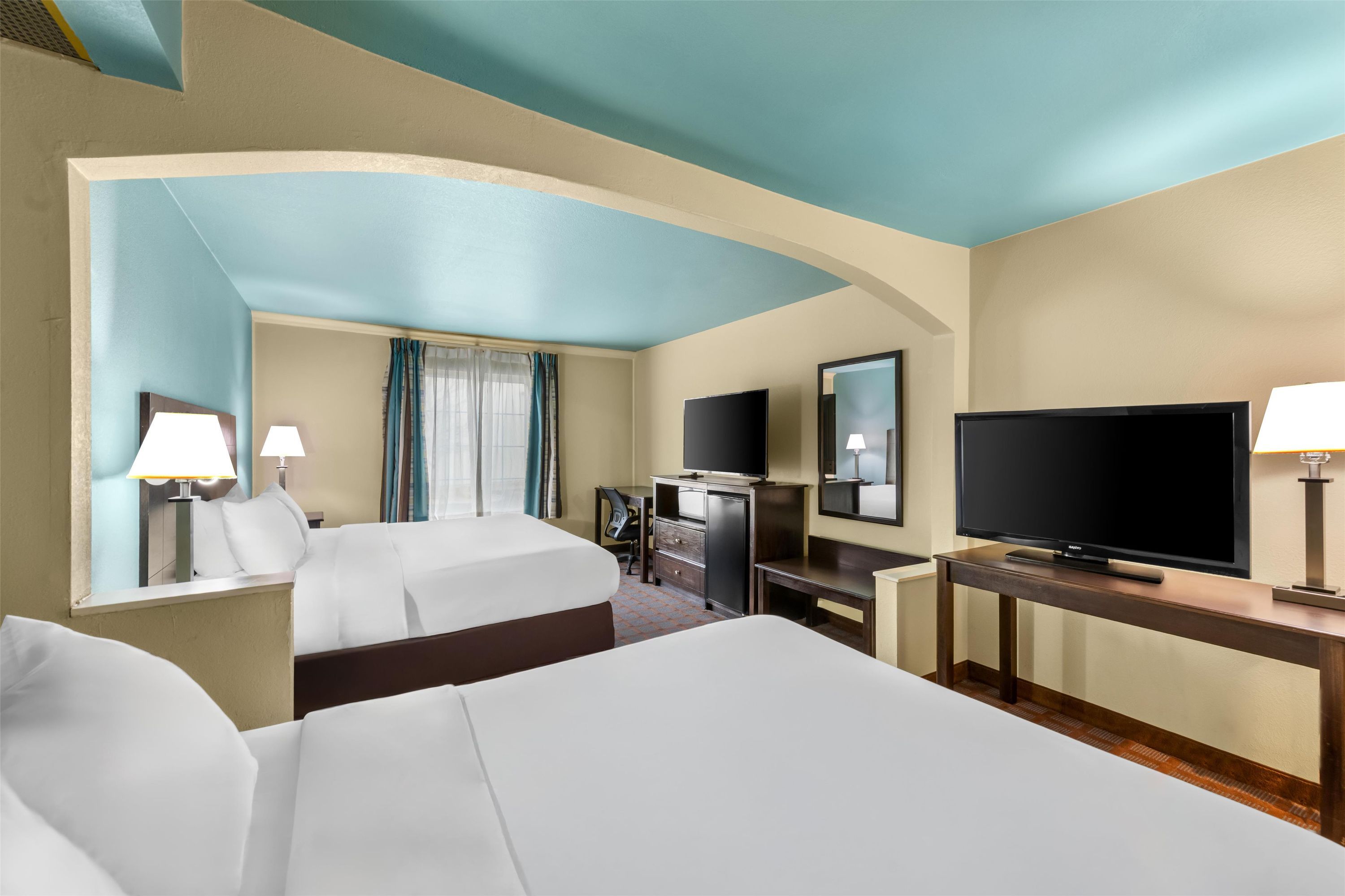Red Lion Inn & Suites Blue Springs - Blue Springs - Slaapkamer