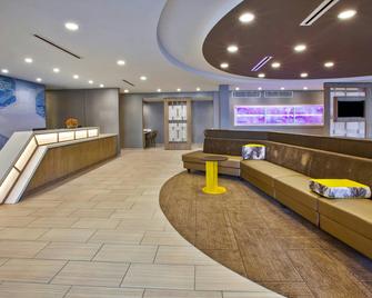SpringHill Suites by Marriott Pittsburgh Butler/Centre City - Butler - Рецепція
