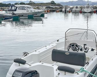 Nice Apartment In Fitjar With Wifi - Fitjar