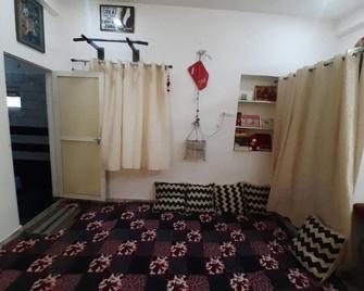 Ali Baba Hostel - Jaipur - Phòng ngủ