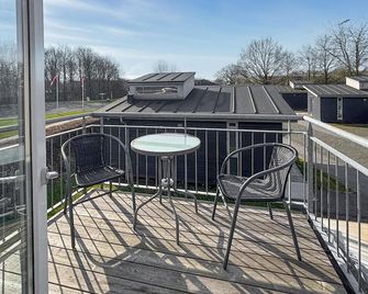 2 bedroom cozy home in Vejen - Vejen - Balkon