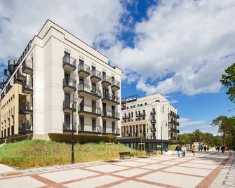 Baltic Park Fort by Zdrojowa - Świnoujście - Gebäude