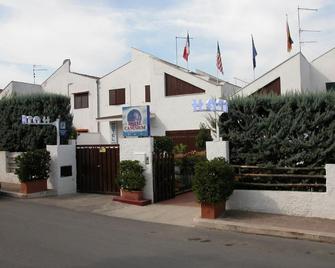 Hotel Canusium - Canosa di Puglia - Edificio
