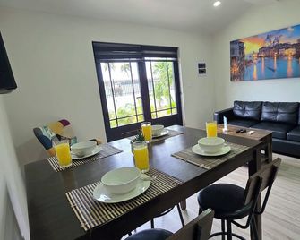 Eagle Stays Aruba - Oranjestad - Dining room