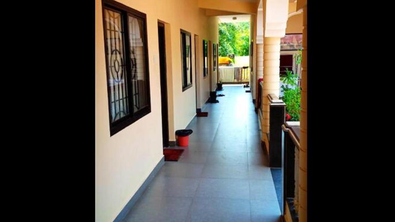 فاجاتور هاوس