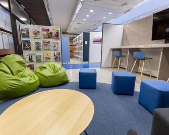Hostel Linnasmäki - Turku - Lounge