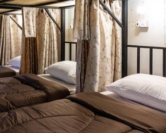 Hug pai hostel - Pai - Schlafzimmer