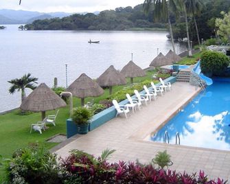 La Finca Resort Hotel and Spa - Catemaco - Piscina