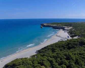 Masseria Relais Saraceno With Pool - Happy Rentals - Melendugno Lecce - Strand