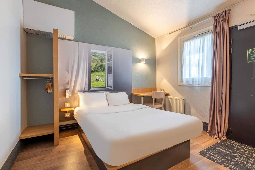 فندق بي آند بي - دييب