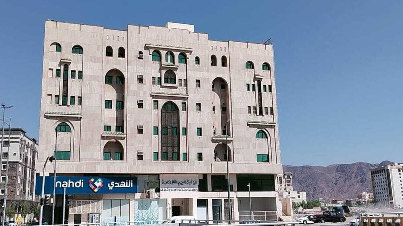 Al Eairy Furnished Apartments Al Madinah 9
