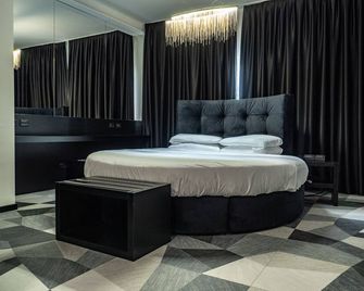 My Suite Hotel - L’Aquila - Спальня