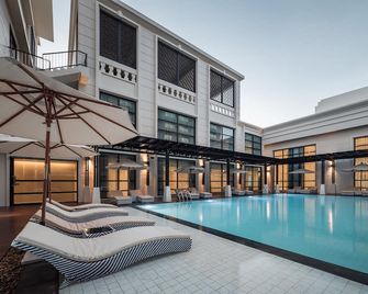 Mandarin Eastville Pattaya - Chonburi - Bazén