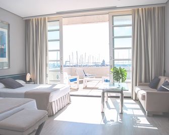 Hotel Puerto Sherry - El Puerto de Santa María - Bedroom
