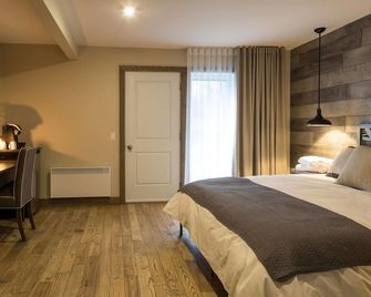 Hotel 'Le Suisse' - Saint-Donat-de-Montcalm