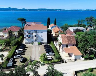 Hotel Belvedere - Sukošan - Outdoor view