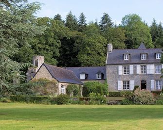 Manoir Tregont Mab - Quimper - Building