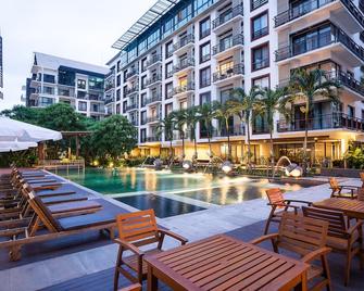 Amanta Hotel & Residence Ratchada - Bangkok - Uima-allas