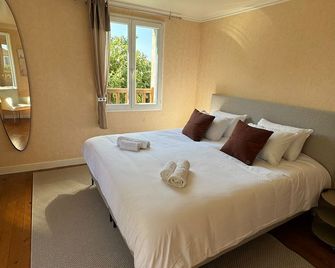 Le Cozy - Saint-Jean-Poutge - Bedroom