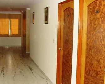 Madhuvan Hotel - Dausa - Hallway