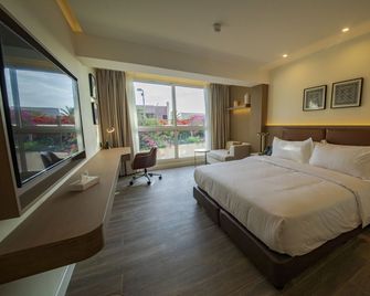 Luxotel Aqaba Beach Resort & Spa Only 15 years plus - Aqaba - Soverom