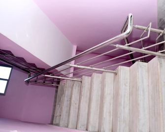 Satiya Guest House - Bodh Gaya - Escaleras