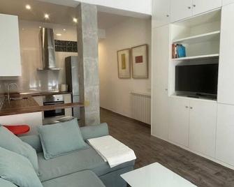 Gala Apartamento Vista Alegre Madrid - Madrid - Sala de estar