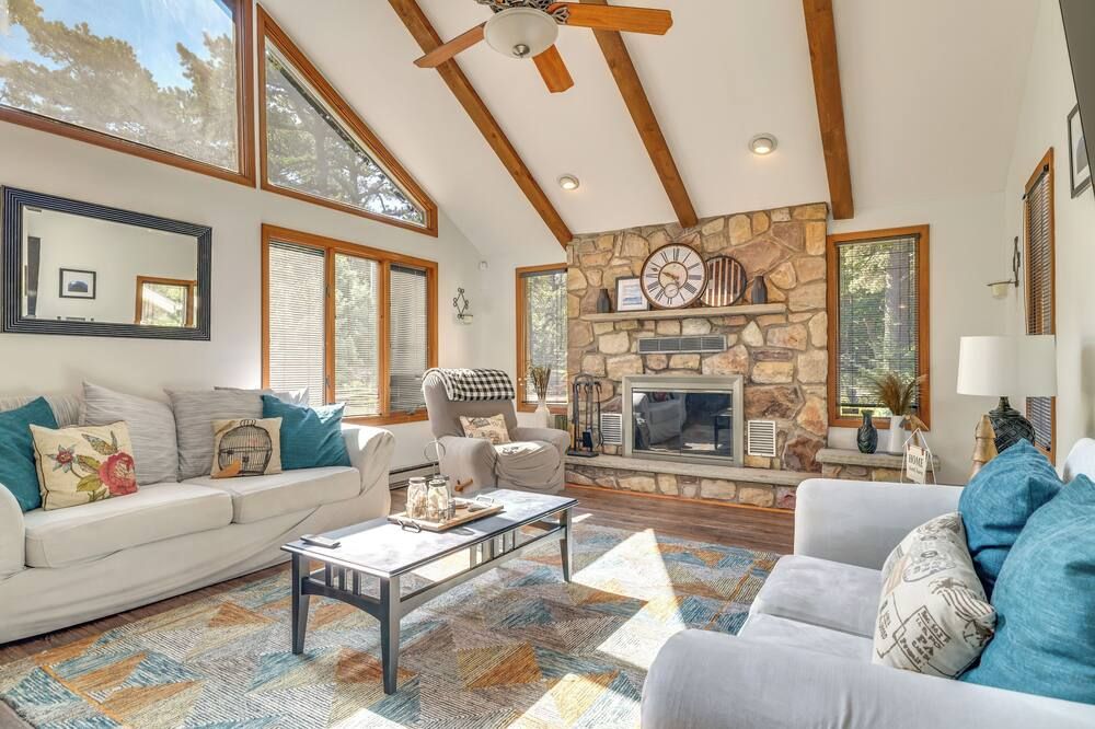 ليك هارموني هوم نير بيج بولدر! - ليك هارمونى - غرفة معيشة