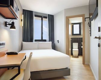 Hotel Brick Barcelona - Barcelona - Bedroom