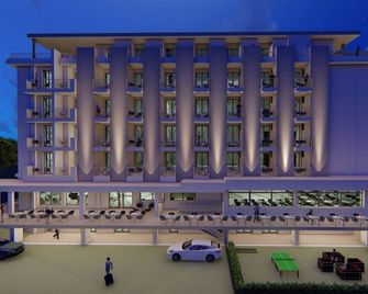 Life Hotel 4 Superior - San Michele al Tagliamento - Gebouw