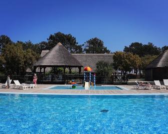 Camping San Damiano - Biguglia - Pool