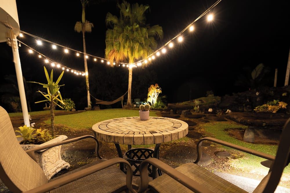 Hilltop Legacy Vacation Rental - Hilo - Patio