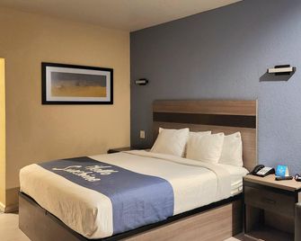 Days Inn by Wyndham Freeport - Freeport - Habitación