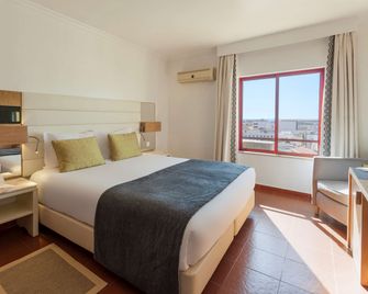 Best Western Hotel Dom Bernardo - Faro - Quarto