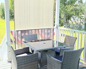 Twin Lakes Tiny Homes of Okmulgee - Okmulgee - Balkon