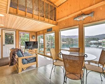 Serene Seldovia Cabin - Seldovia - Comedor