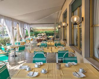 Hotel Verdemare - Pietrasanta - Restaurant