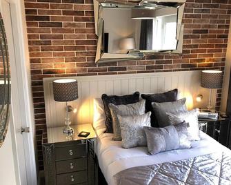 The Wolf Inn - Lowestoft - Bedroom