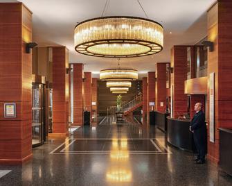 Royal Garden Hotel - London - Hành lang