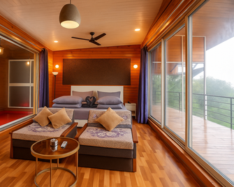 Rumourss Sky Villa And Resort - Lonavala - Bedroom