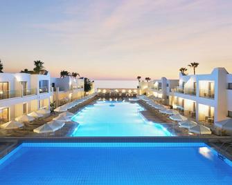 Eleni Holiday Village - Paphos - Zwembad