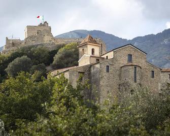 Albergo Diffuso Quaglietta - Oliveto Citra - Building