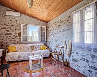 Las Piernas - Maison rénovée avec vue montagne - Maureillas-las-Illas - Sala de estar