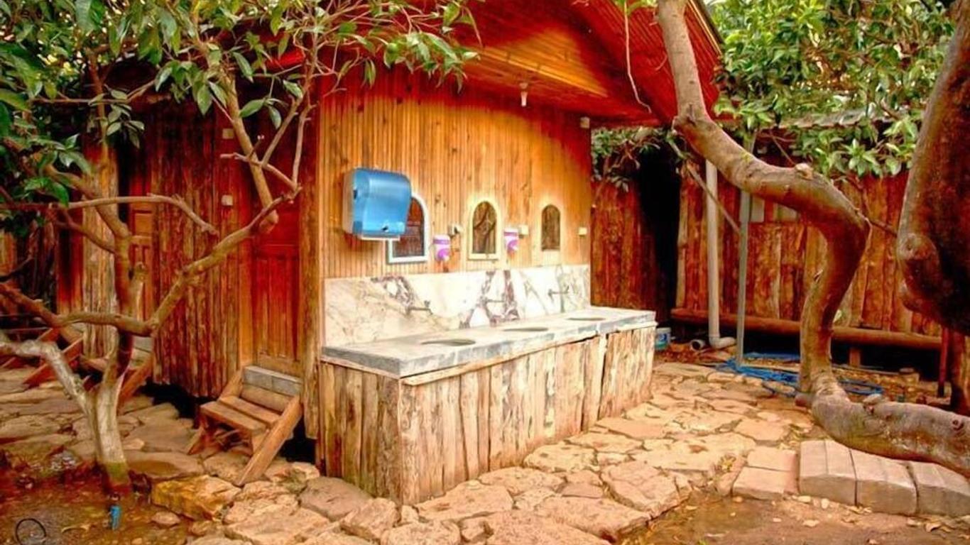 Bayrams Tree Houses