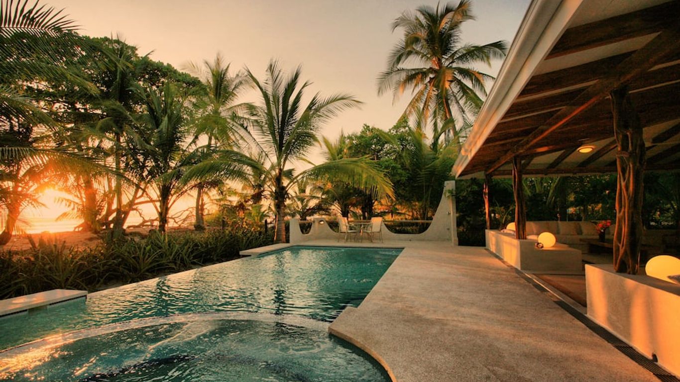 Hotel Tropico Latino