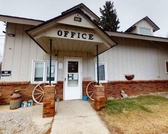 Trail's End Motel Downtown Lewistown - Lewistown - Building