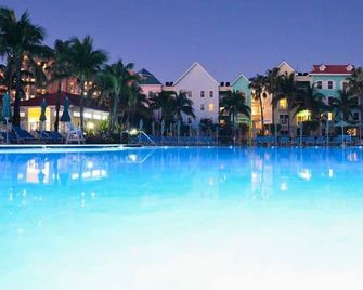 Harborside Atlantis-1 Bedroom Deluxe Villa-Atlantis wristbands included! - Nassau - Pool