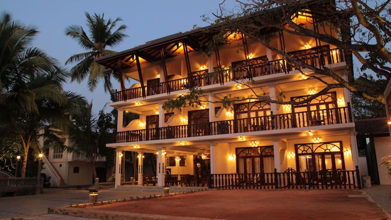 Wunderbar Beach Hotel